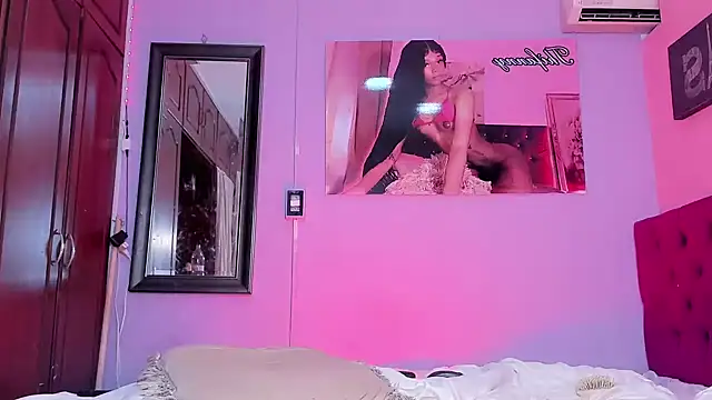 thifanny black online show from February 26, 12:58 pm