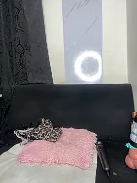 chiquimaturesexy online show from March 20, 9:30 pm