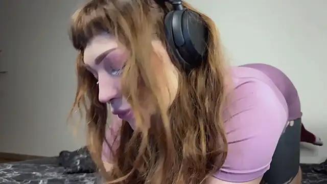 Snapshot of PaulaPratt chatting on January 8, 8:06 am PaulaPratt online show from January 8, 8:06 am