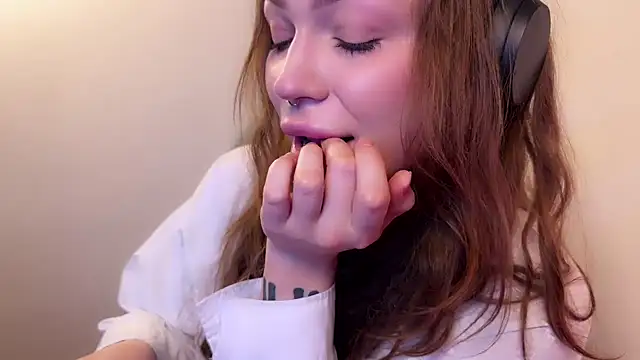 Snapshot of PaulaPratt chatting on January 24, 4:16 am PaulaPratt online show from January 24, 4:16 am