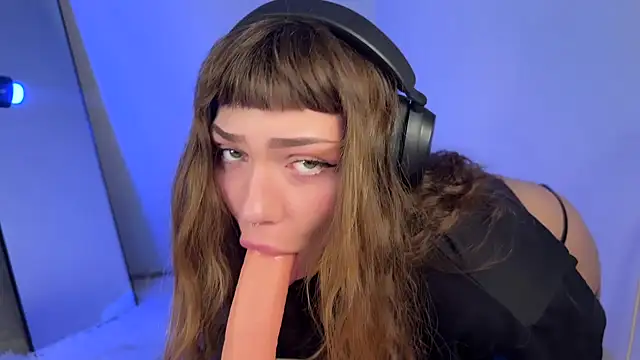 Snapshot of PaulaPratt chatting on March 10, 3:56 am PaulaPratt online show from March 10, 3:56 am