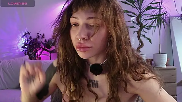 PaulaPratt online show from March 24, 6:18 am