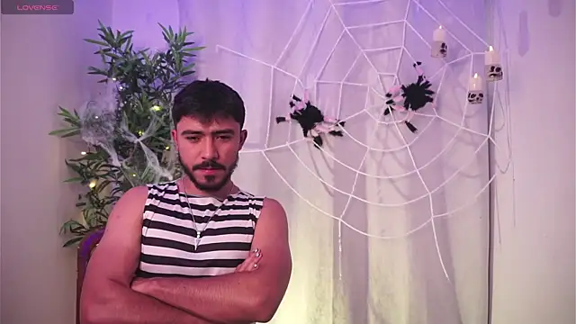 Tony Wylie online show from October 27, 8:46 pm