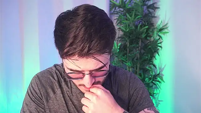 Tony Wylie online show from April 9, 1:27 pm