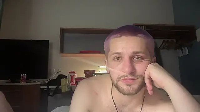 Snapshot of zachandwill chatting on January 4, 6:30 am zachandwill online show from January 4, 6:30 am