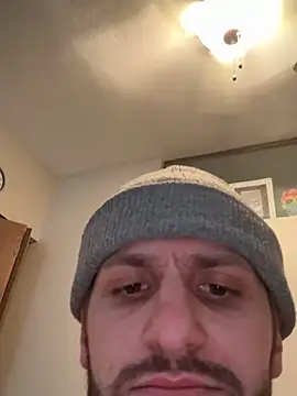 Snapshot of zachandwill chatting on February 1, 3:50 pm zachandwill online show from February 1, 3:50 pm