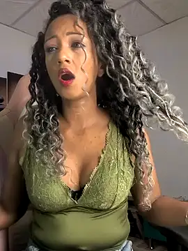 Snapshot of Amaliu_ chatting on July 6, 6:10 pm Amaliu online show from July 6, 6:10 pm