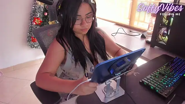 soffyvibes- online show from December 28, 8:25 pm