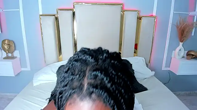 Roxxana-queen online show from January 21, 8:00 pm