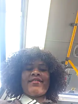 Snapshot of DANIELA_MICHEL chatting on February 1, 12:47 pm DANIELA MICHEL online show from February 1, 12:47 pm