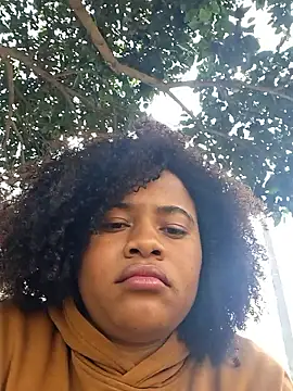 Snapshot of DANIELA_MICHEL chatting on February 17, 5:21 pm DANIELA MICHEL online show from February 17, 5:21 pm