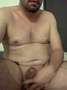 Snapshot of mikaaaaase chatting on February 24, 12:09 am mikaaaaase online show from February 24, 12:09 am