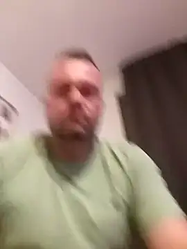 Snapshot of mikaaaaase chatting on October 4, 12:52 am mikaaaaase online show from October 4, 12:52 am