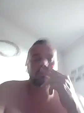 Snapshot of mikaaaaase chatting on October 8, 12:58 pm mikaaaaase online show from October 8, 12:58 pm