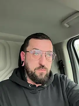 Snapshot of _Haptic_ chatting on January 23, 11:48 am Haptic online show from January 23, 11:48 am