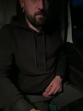 Snapshot of _Haptic_ chatting on March 21, 4:39 am Haptic online show from March 21, 4:39 am