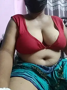 Snapshot of BERRY_00 chatting on June 25, 6:12 pm BERRY 00 online show from June 25, 6:12 pm