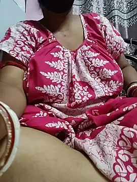Snapshot of BERRY_00 chatting on July 23, 8:56 am BERRY 00 online show from July 23, 8:56 am