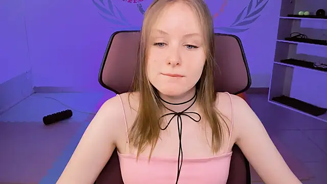 VivienLeeigh online show from January 18, 9:13 am