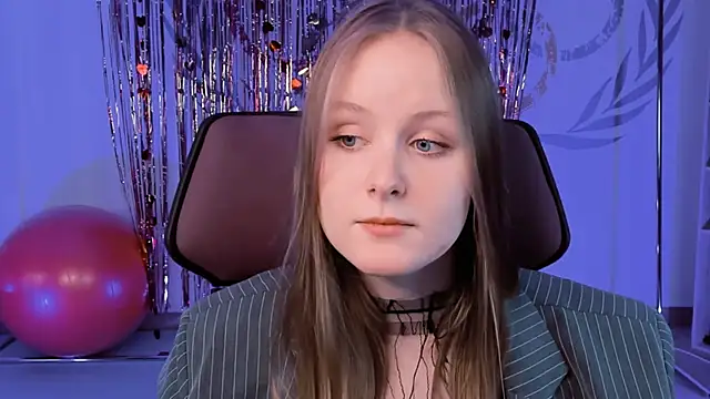 VivienLeeigh online show from February 16, 6:21 pm