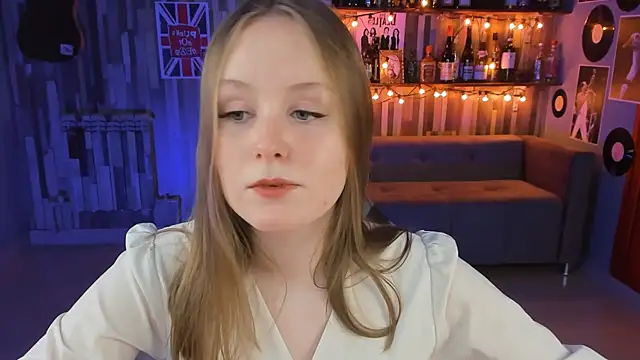 VivienLeeigh online show from February 28, 1:14 pm