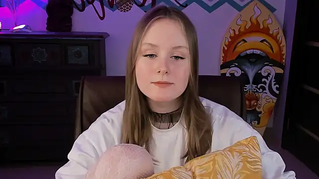 VivienLeeigh online show from March 2, 3:16 pm