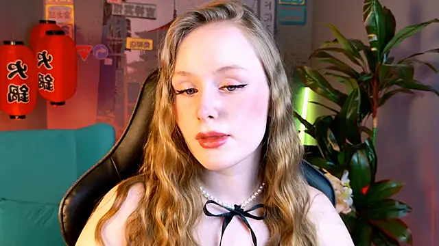 VivienLeeigh online show from November 22, 9:08 am