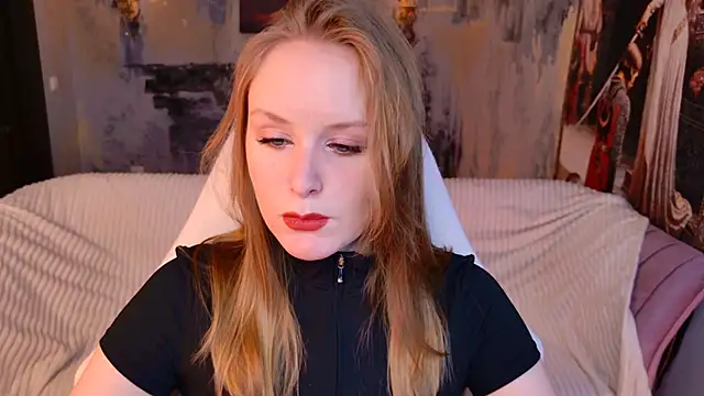 VivienLeeigh online show from April 8, 5:07 am