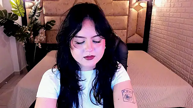 crimson tati  online show from June 6, 6:29 am