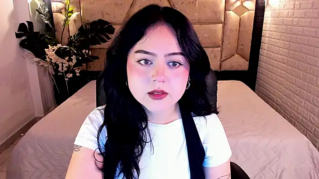 crimson tati  online show from June 24, 11:31 am