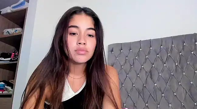 AriaMontgomery online show from December 17, 5:40 am