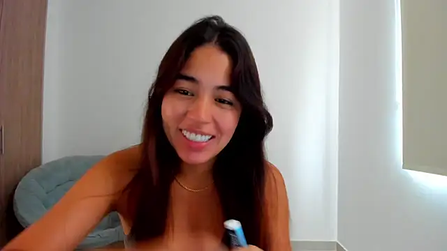 AriaMontgomery online show from March 4, 2:32 pm