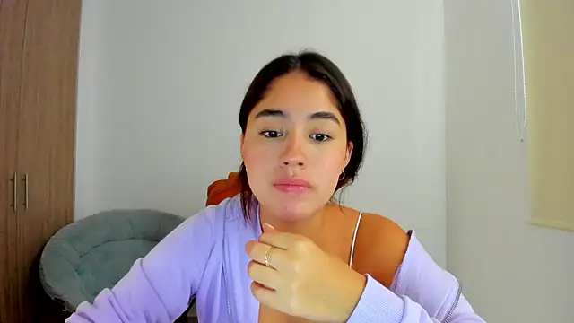 AriaMontgomery online show from March 5, 2:56 pm