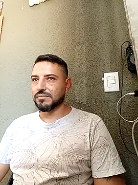 P4uzud4O online show from April 15, 1:40 pm