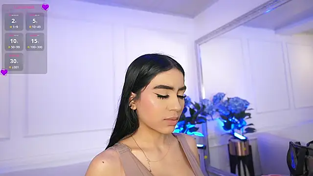 elasummer online show from January 28, 12:00 pm