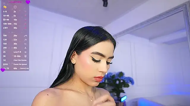 elasummer online show from February 22, 11:46 am