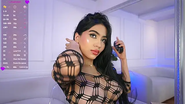 elasummer online show from February 22, 2:52 pm