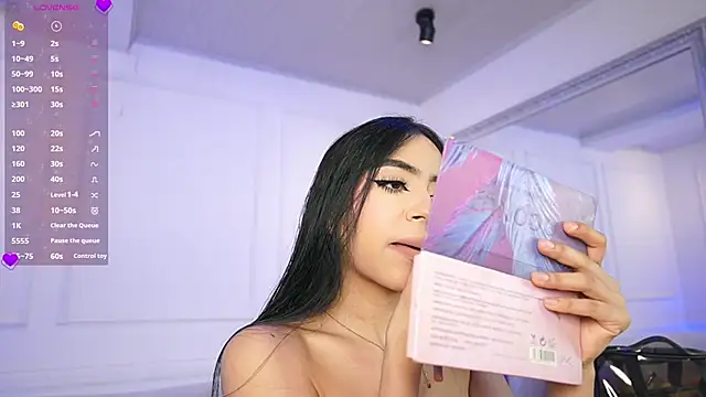 elasummer online show from February 24, 11:54 am