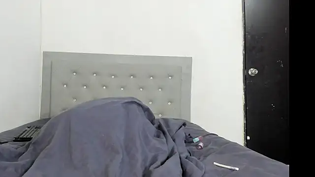 camila bigcock169 online show from March 11, 2:10 am