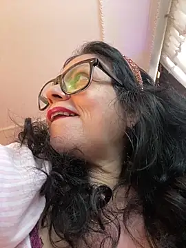 Sharongirl07 online show from March 3, 1:31 pm