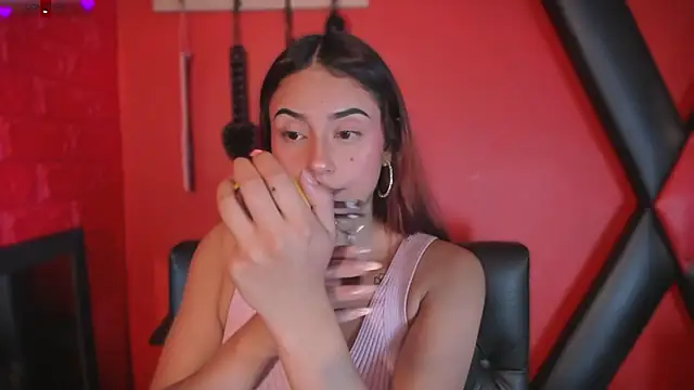 Monttserratt online show from March 17, 7:17 pm