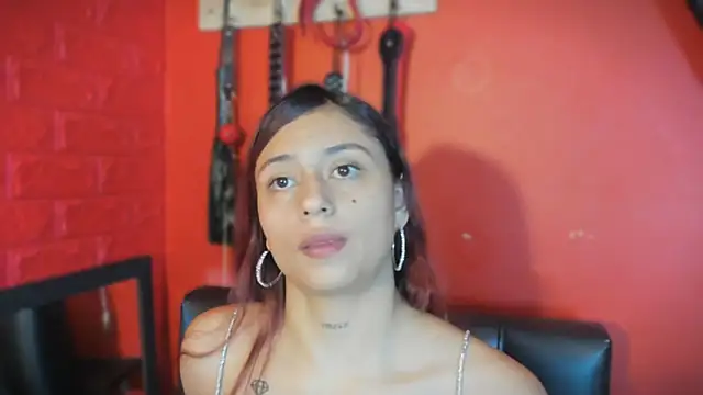 Monttserratt online show from March 18, 7:17 pm