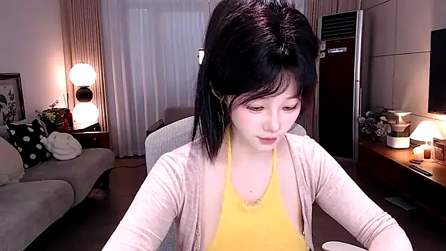 sweateanv  online show from March 14, 6:08 am