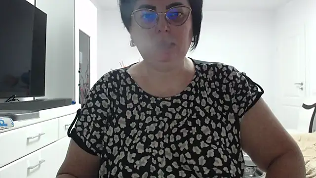 Amandamuller1982 online show from February 5, 9:14 am