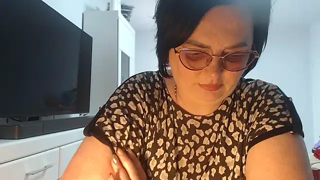 Amandamuller1982 online show from June 7, 6:50 am