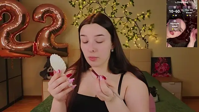CookyDaisy online show from April 25, 9:23 pm