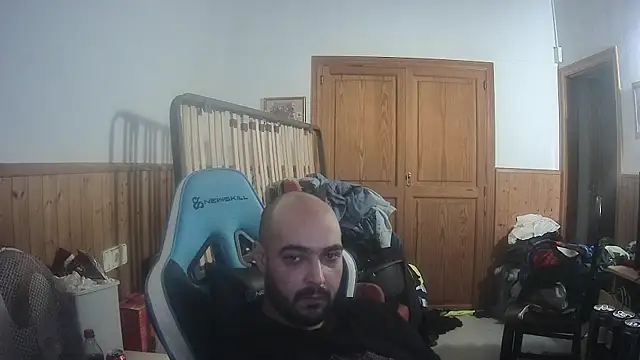 chicomallorca96 online show from October 13, 10:37 am