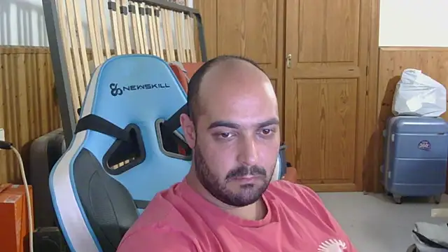 chicomallorca96 online show from April 16, 3:35 pm