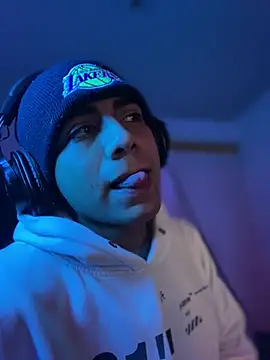 SkinnyHot444 online show from December 12, 8:10 pm