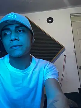 SkinnyHot444 online show from January 30, 1:00 am